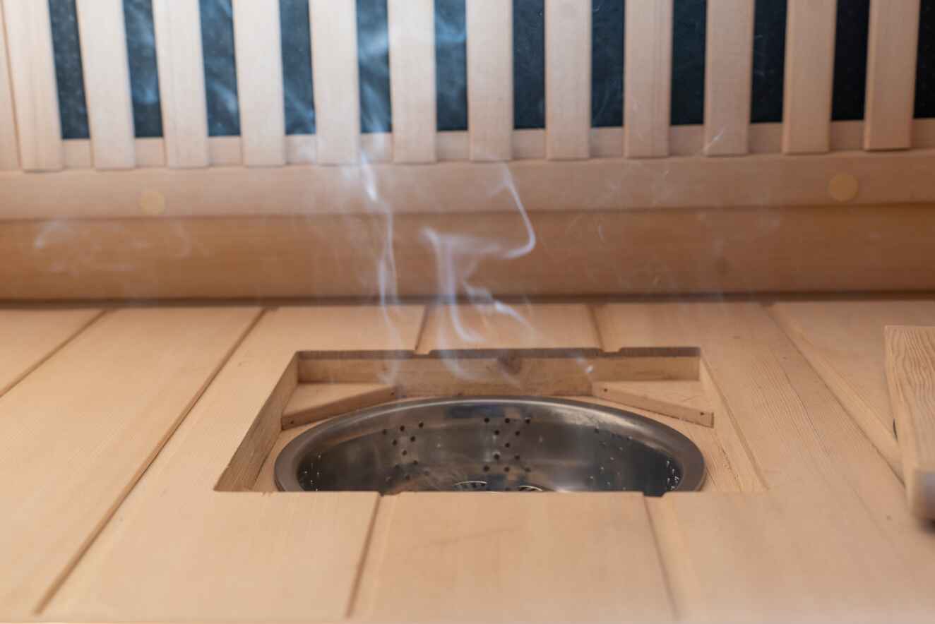 உலகளாவிய போக்கு சீன மோக்ஸிபஸ்ஷன் சானாஸ் உலகளவில் மறைக்கப்பட்ட மோக்ஸிபஸ்டின் கீழ் குஷன்களுக்கு செல்கிறது